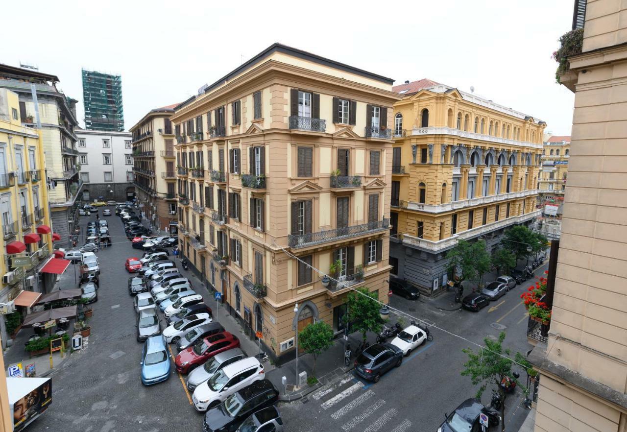 Fourooms Museo Filangieri By Dimorra Napoli Bagian luar foto